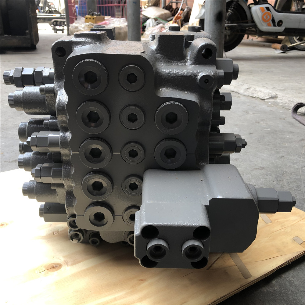 Hydraulic main control valve
